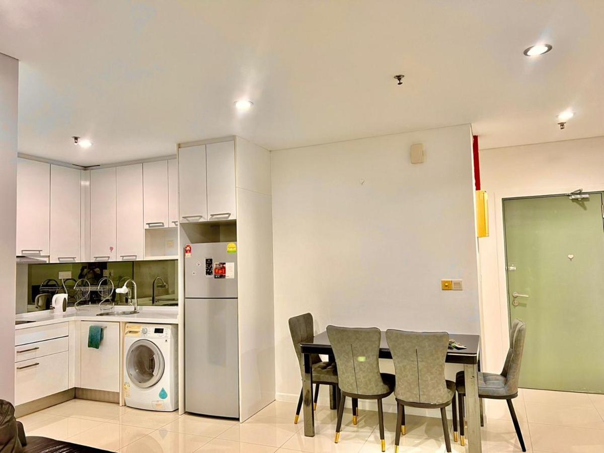 Summer Suites Near Klcc Куала Лумпур Екстериор снимка