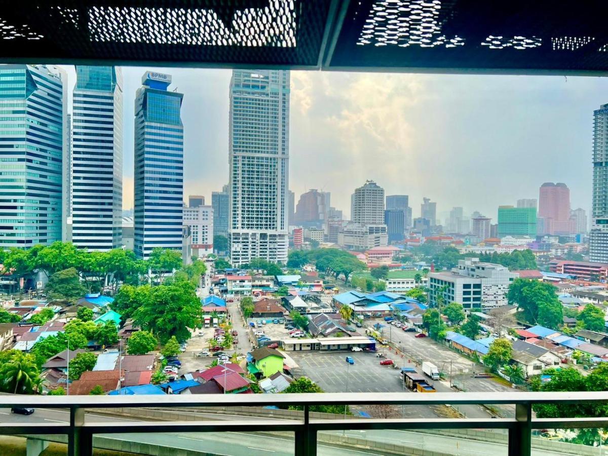 Summer Suites Near Klcc Куала Лумпур Екстериор снимка
