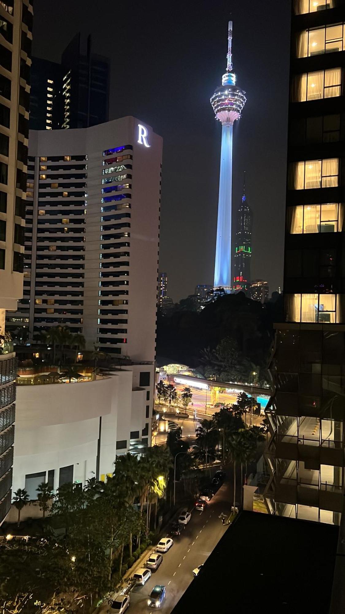 Summer Suites Near Klcc Куала Лумпур Екстериор снимка
